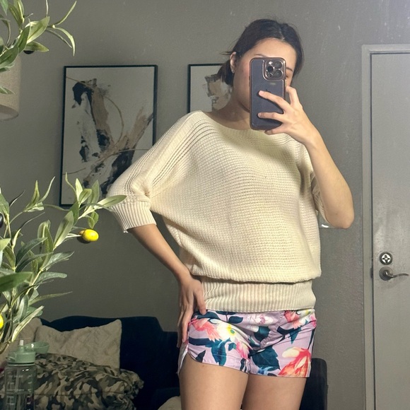 Lily Blouse - White - Picture 2 of 3